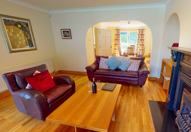 Fishermans Grove Holiday Home, Seaside Holiday Accommodation in Dunmore East, County WaterfordFishermans Grove Holiday Home, Seaside Holiday Accommoda