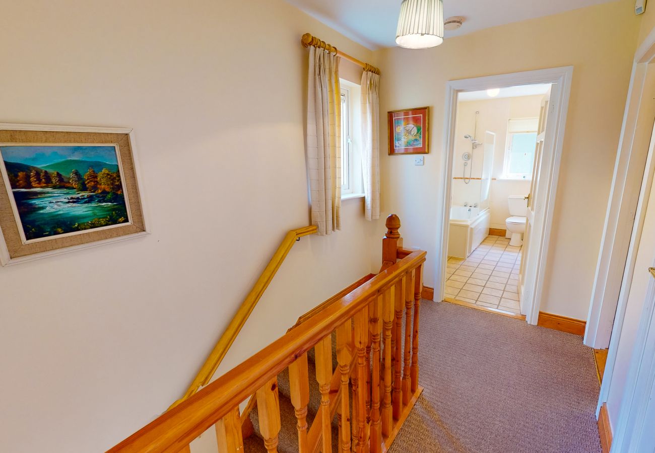 Fishermans Grove Holiday Home, Seaside Holiday Accommodation in Dunmore East, County Waterford