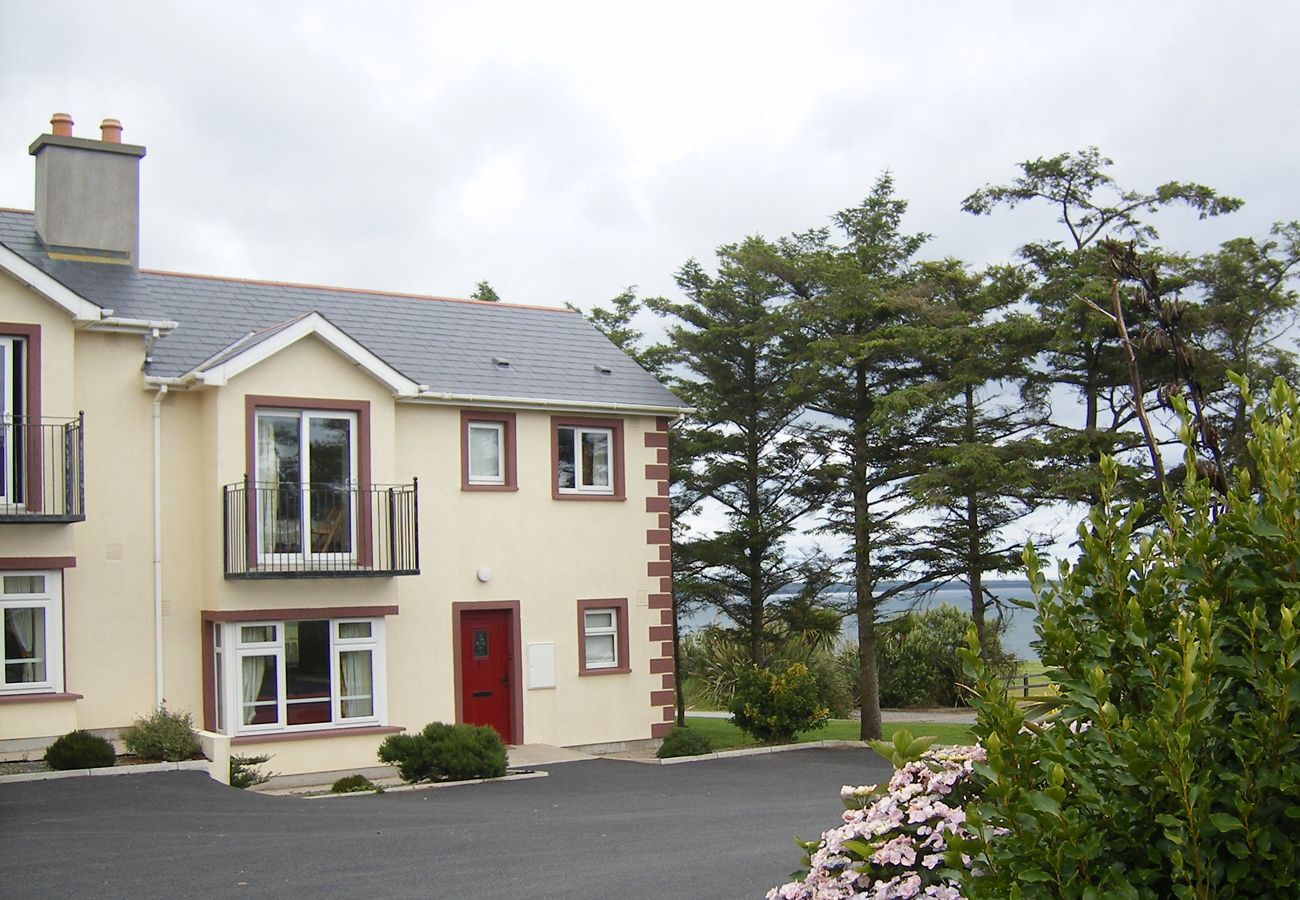 Seacliff Holiday Homes, Seaside Holiday Accommodation in Dunmore East County Waterford