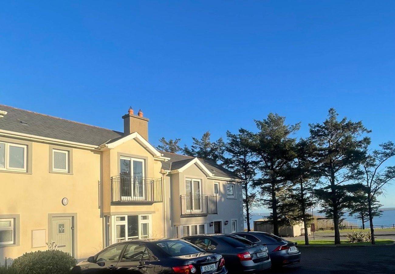 Seacliff Holiday Home No. 2, Dunmore East, County Waterford. Exterior with balcony. Parking outside.