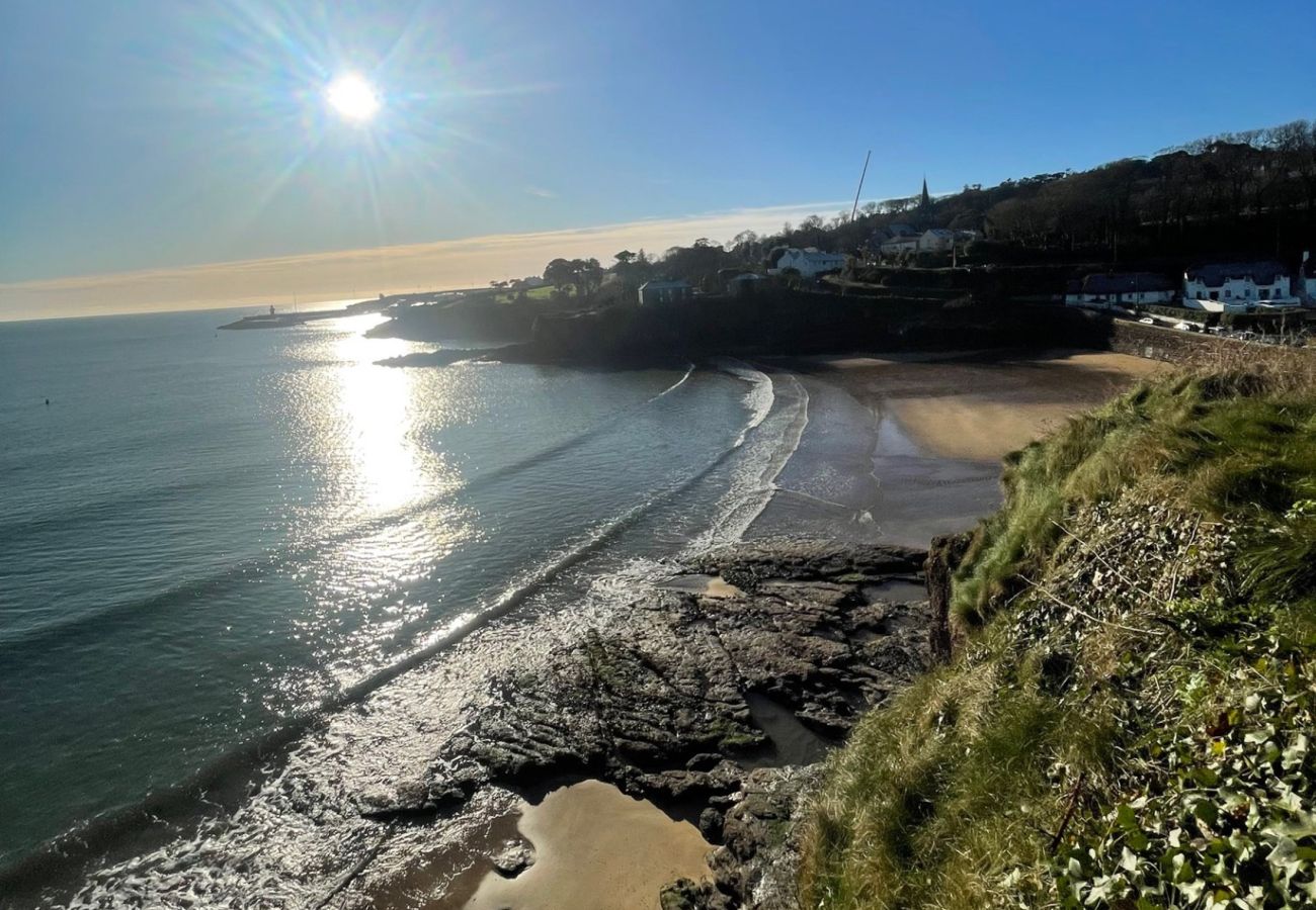 Seacliff Holiday Home No. 2, Dunmore East, County Waterford. Nice sea views, local beach.