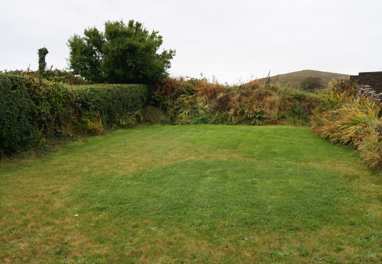 An Caladh Spainneach, A Self Catering Holiday Home in Dingle, County Kerry