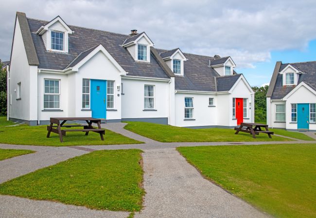 Dingle Harbour Cottages, Seaside Holiday Accommodation in Dingle County Kerry
