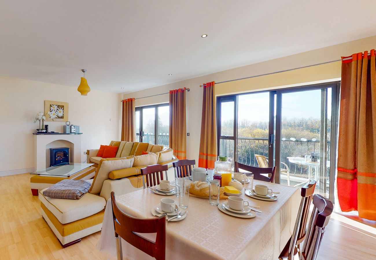 Grove Lodge Holiday Homes, Riverside Holiday Accommodation in Killorglin, County Kerry