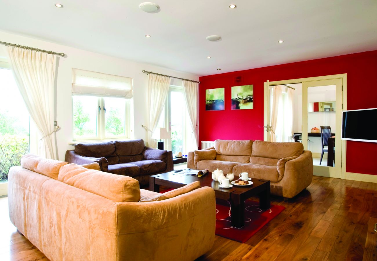 Ring of Kerry Holiday Cottages, Coastal Holiday Accommodation in Kenmare, County Kerry