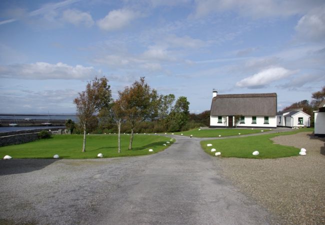 Ballyvaughan, Self Catering Holiday Homes in Ballyvaughan, County Clare