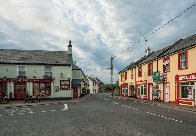 Ballyvaughan Village County Clare © Failte Irelandand Tourism Ireland