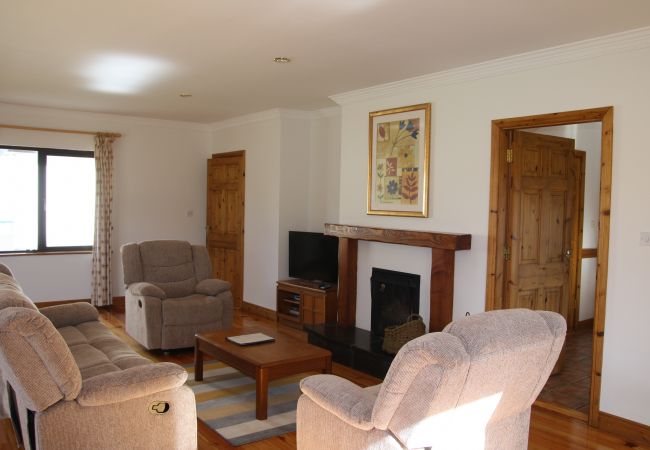 House in Oranmore - Galway Bay Holiday Lodge 