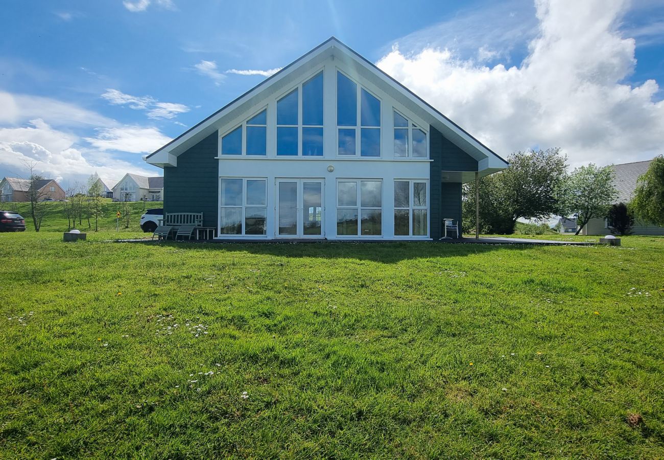 Riverrun Holiday Homes | Riverside Self-Catering Holiday Accommodation Available in Belturbet, County Cavan