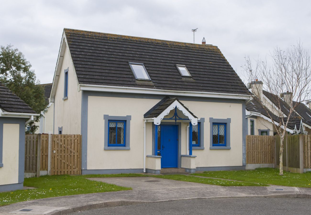 Seaside Self Catering Holiday Accommodation Available in Rosslare Strand, County Wexford