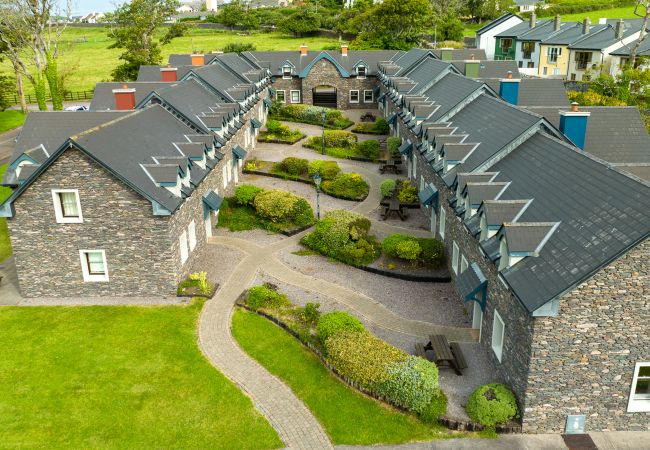 Dingle Courtyard Cottages, Cluster of Self-Catering Holiday Homes in Dingle, County Kerry