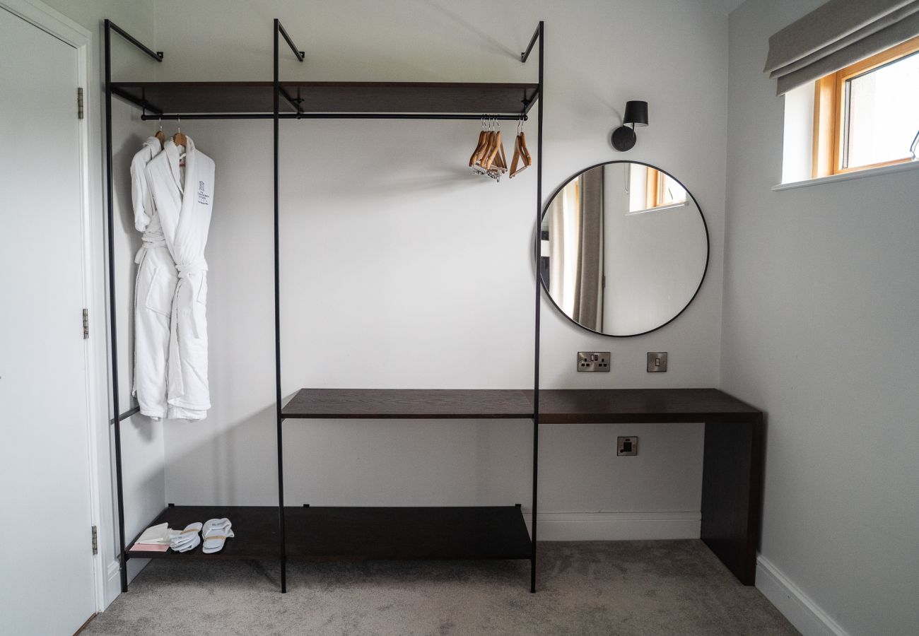 Johnstown Estate Holiday Lodges. Self catering lodge Co Meath. Dressing Room. 