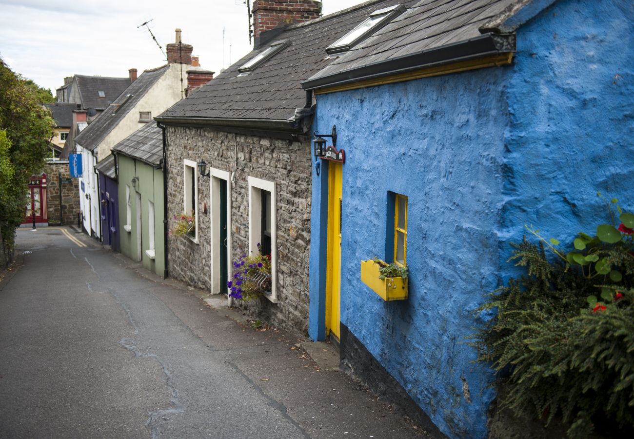 Kinsale Coastal Holiday Cottages, Pet-Friendly Holiday Accommodation Available near Kinsale, County Cork