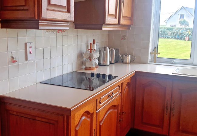 Spacious and Bright Spanish Point El Martins Holiday Home, Milltown Malbay, County Clare
