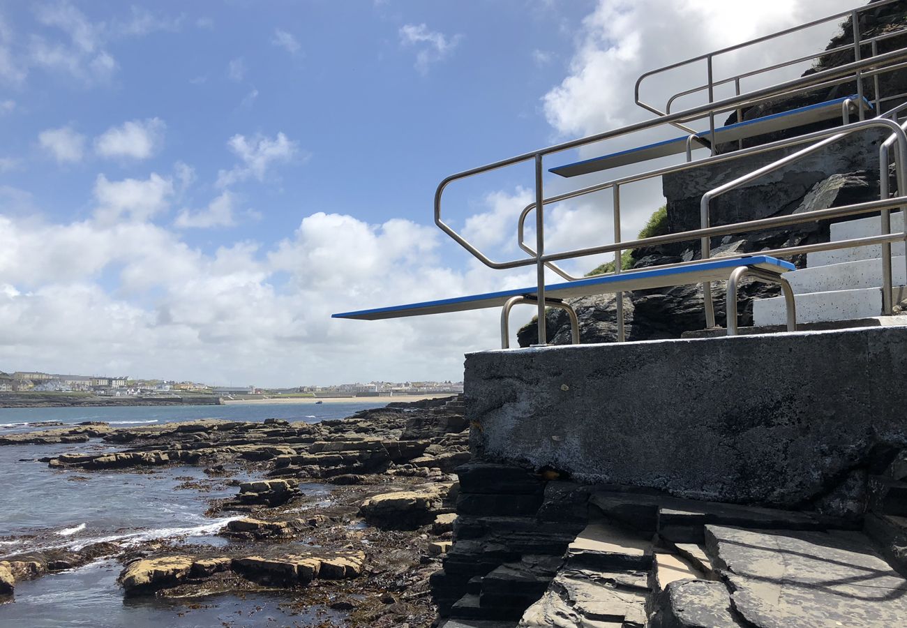 Kilkee Strand, Kilkee, County Clare, Ireland