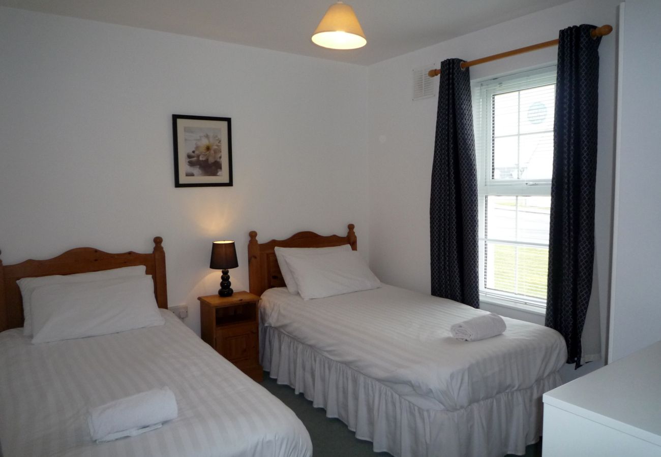 No. 21 Ballybunion Holiday Cottage, Seaside Holiday Accommodation in Ballybunion, County Kerry 