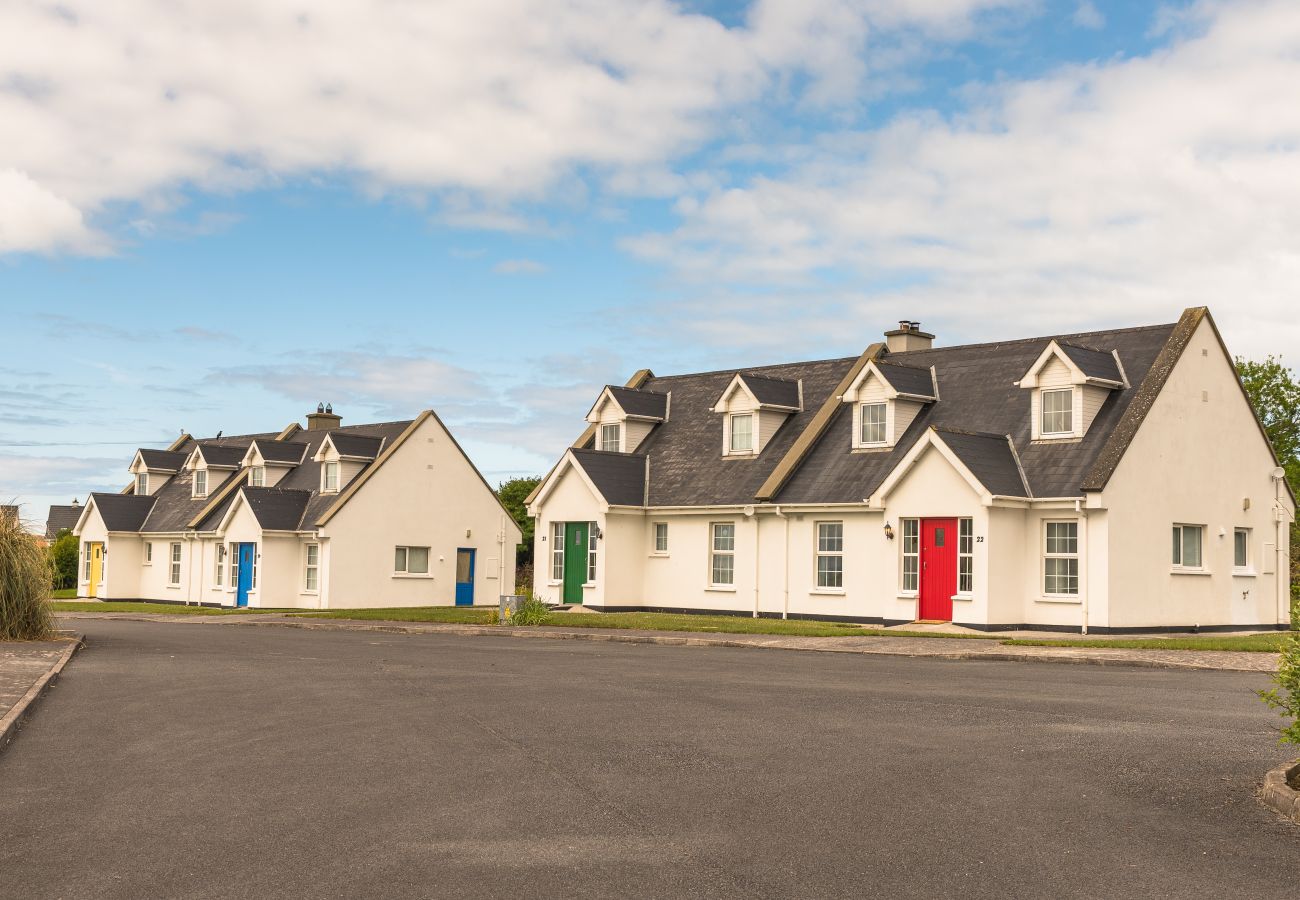 No. 21 Ballybunion Holiday Cottage, Seaside Holiday Accommodation in Ballybunion, County Kerry 