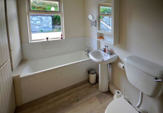 Cottage in Roundstone - Sandy Heels Holiday Cottage Cottage in Roundstone - Sandy Heels Holiday Cottage
