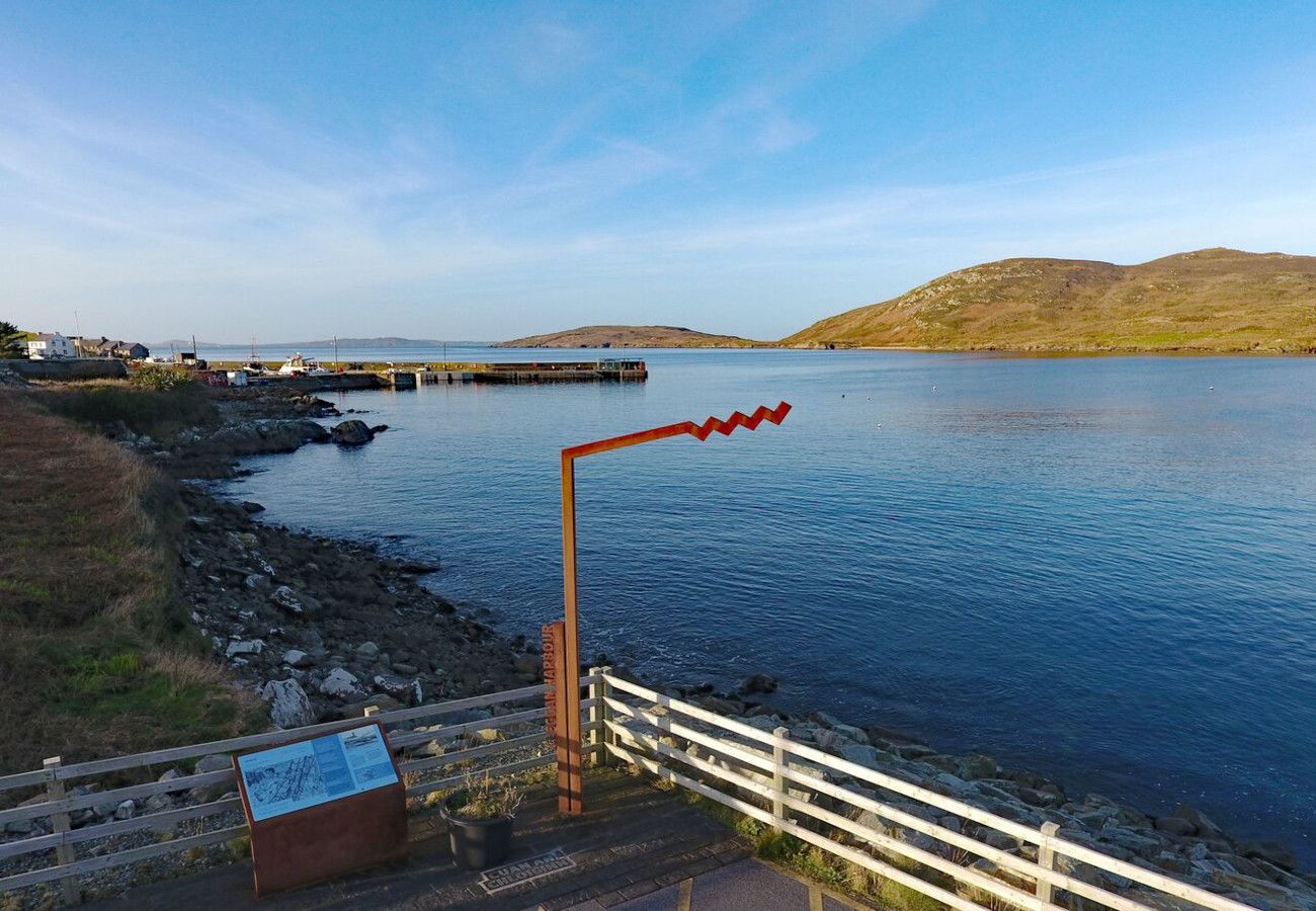 Cleggan Harbour Holiday Home No. 1, Coastal Holiday Accommodation in Cleggan, Connemara, County Galway