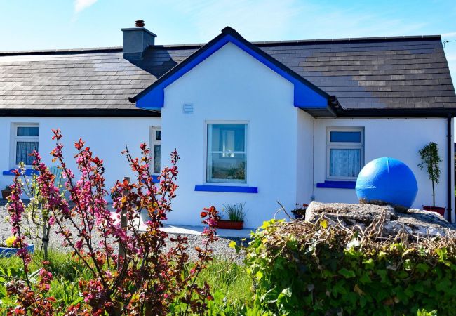 Bunowen Holiday Cottage, Ballyconneely, Clifden, Galway, Ireland reland  