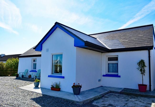 Bunowen Holiday Cottage, Ballyconneely, Clifden, Galway, Ireland 