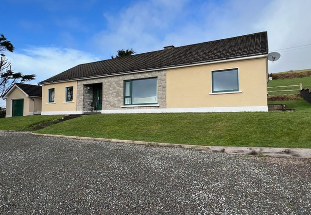Dingle Bay View Holiday Home. Detatched holiday home on elevated site. 