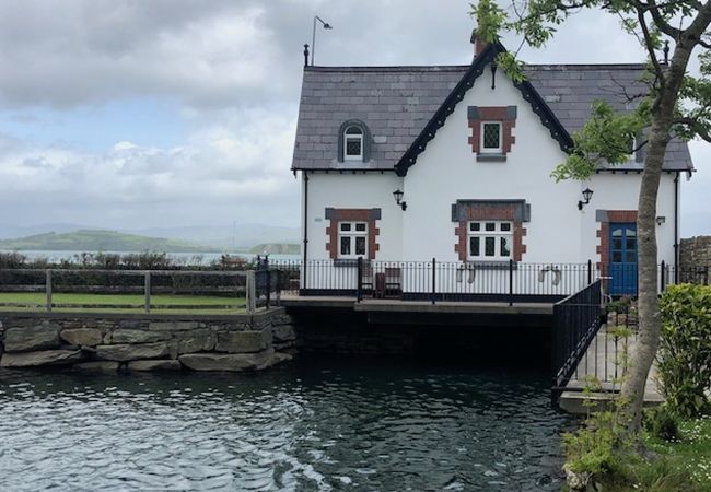 Sea Lodge Holiday Home, Boathouse Holiday Accommodation Available in Bantry, West Cork, Ireland