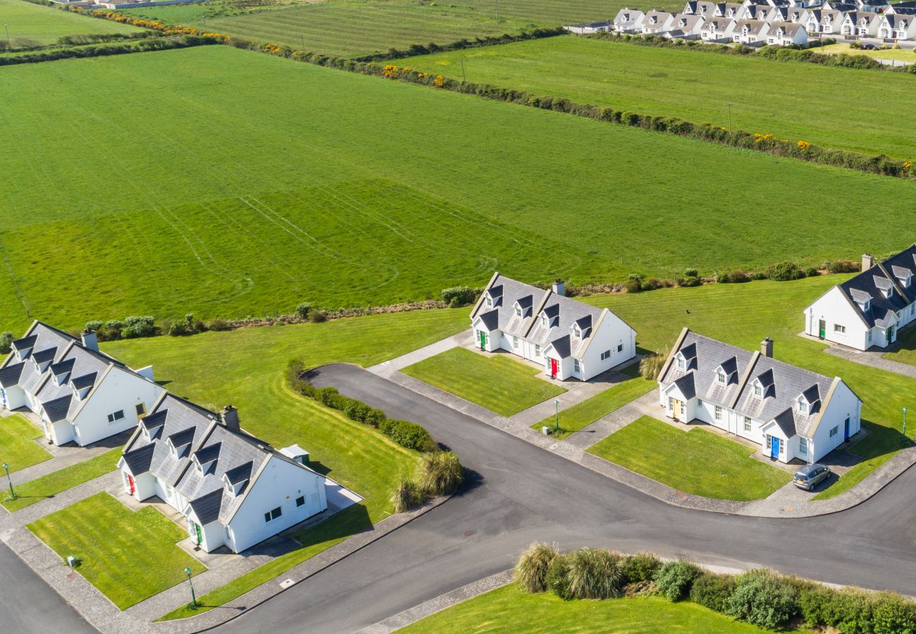 Ballybunion Holiday Cottage No. 4, Seaside Holiday Accommodation in Ballybunion, County Kerry