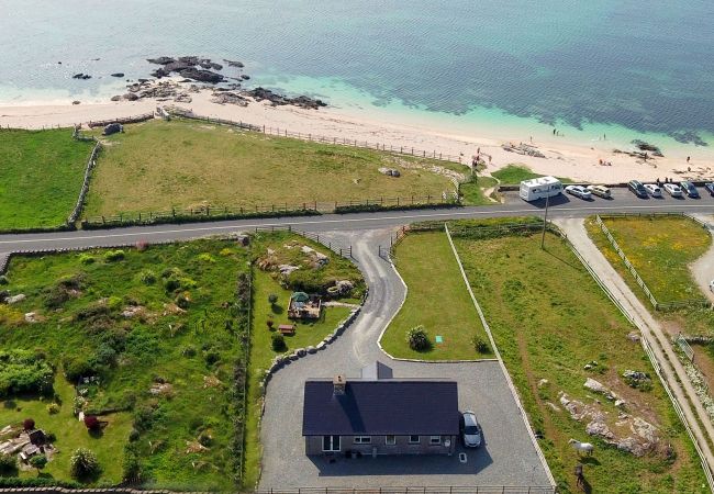 Coral Strand Ballyconneely, Pretty Seaside Holiday Home in Connemara, County Galway