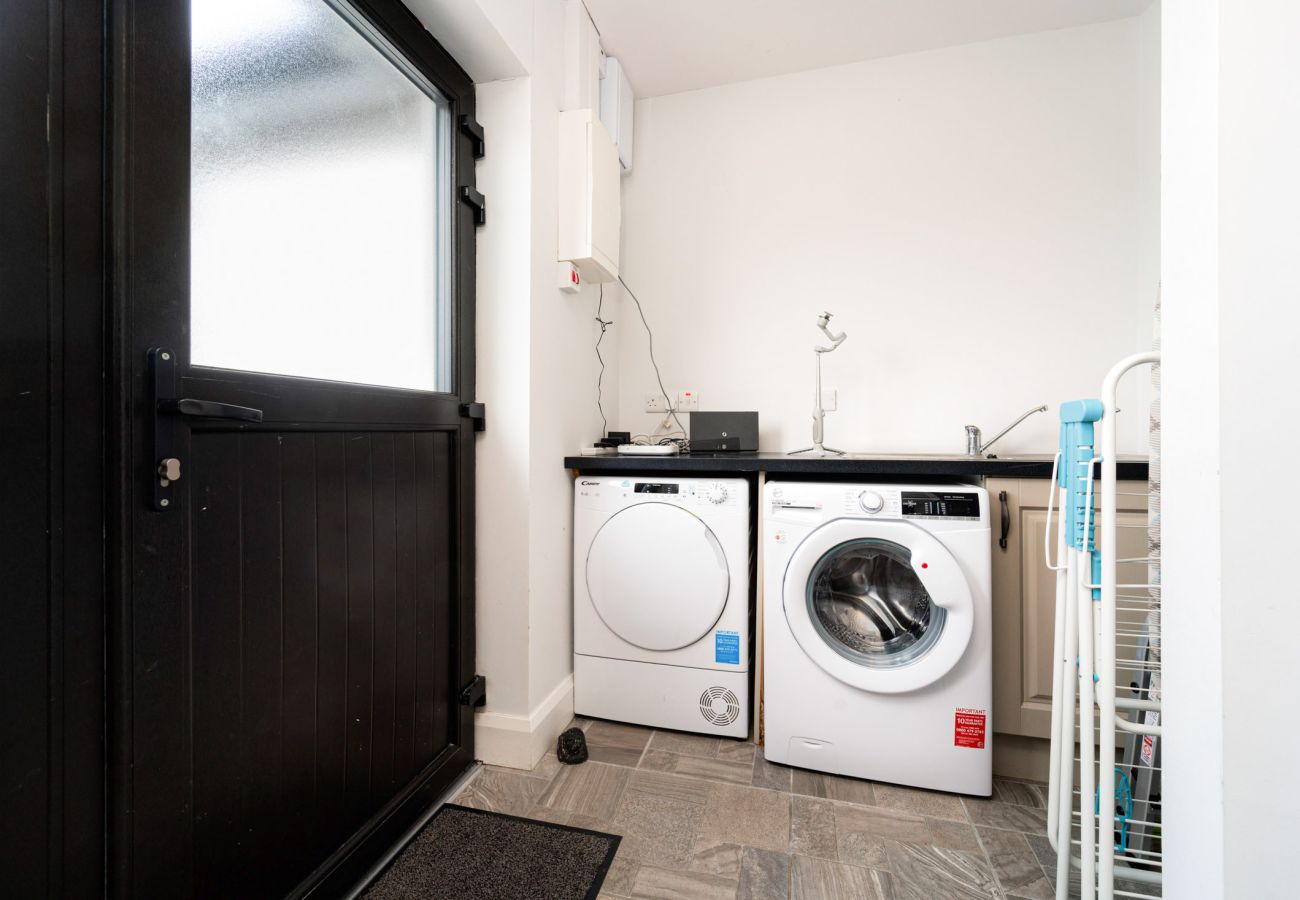 Utility Room in Oughterard Holiday Cottage in Ougtherard, County Galway, Connemara 