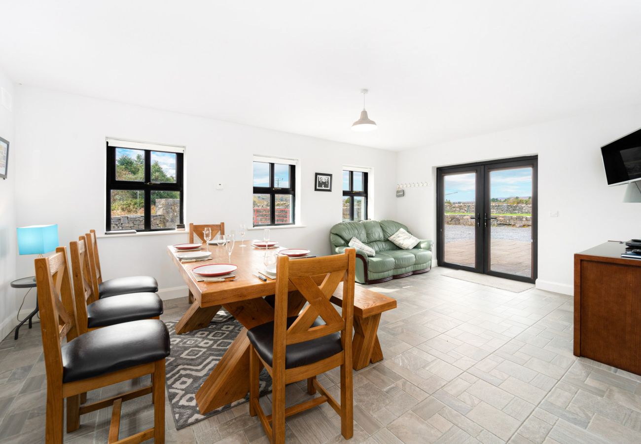 Dinning area at Oughterard Holiday Cottage in Ougtherard, County Galway, Connemar