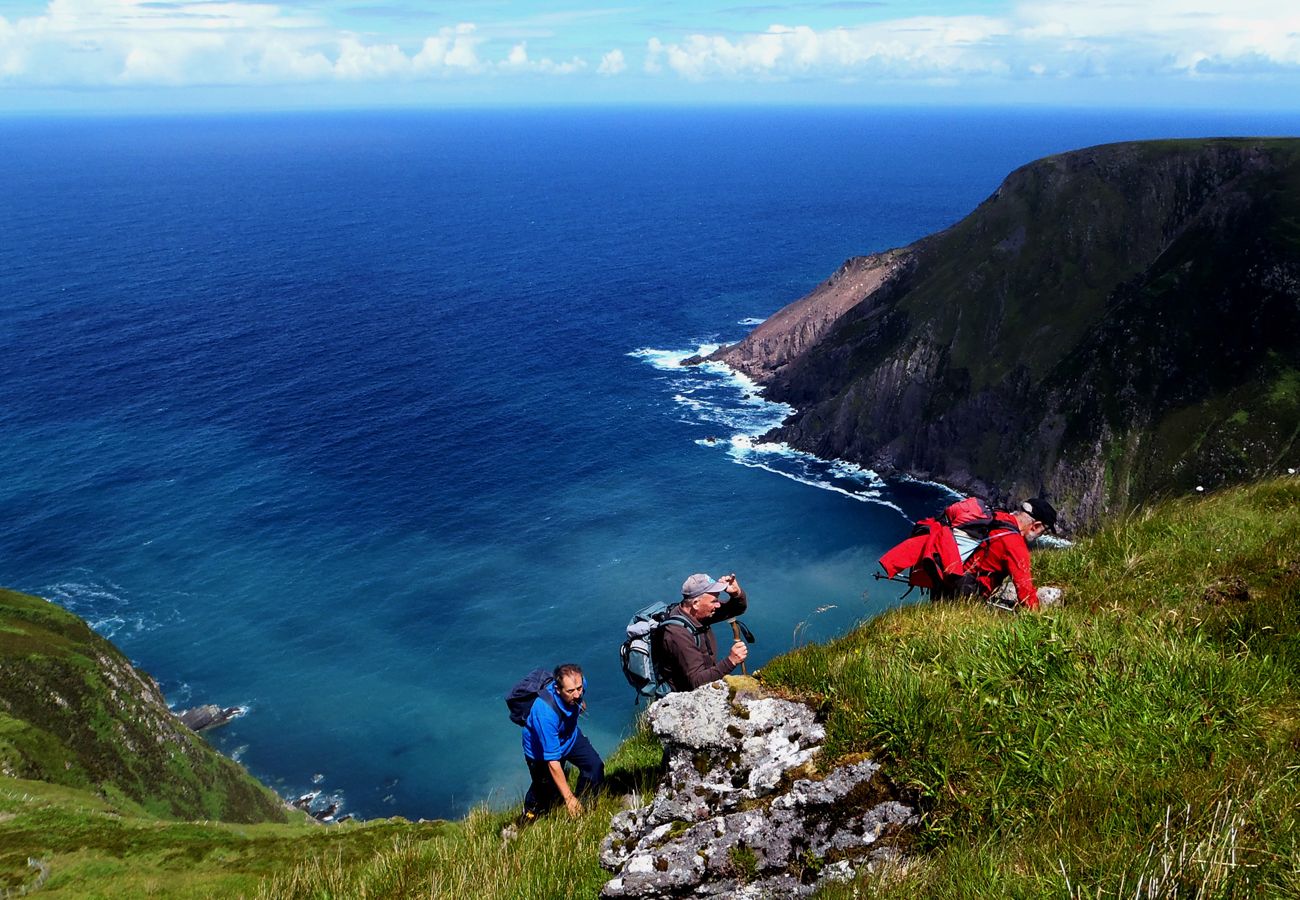 Walking Holiday Sauce Creek Dingle Peninsula Kerry Ireland