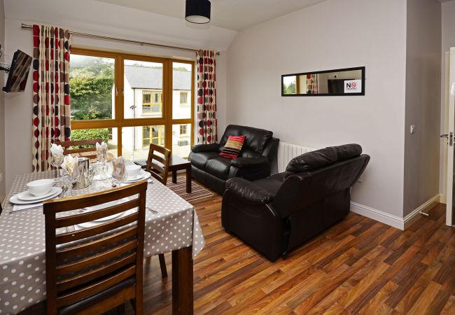 Letterfrack Apartments No.5, Modern Holiday Apartment in Connemara, County Galway