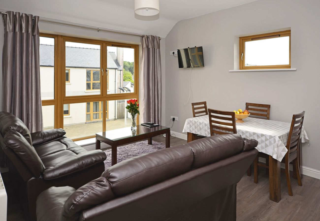 Letterfrack Apartments No.14, Modern Holiday Apartment in Connemara, County Galway