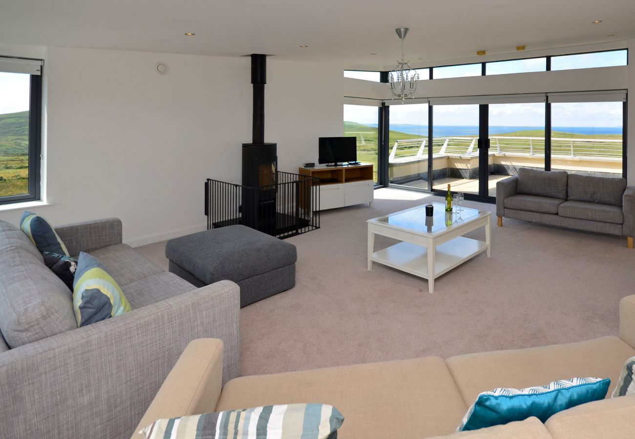 Ballynew Holiday Home, Modern, Coastal Holiday Home in Moyard, Connemara, County Galway