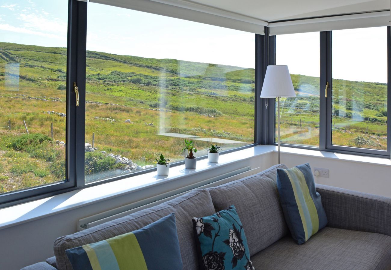 Ballynew Holiday Home, Modern, Coastal Holiday Home in Moyard, Connemara, County Galway