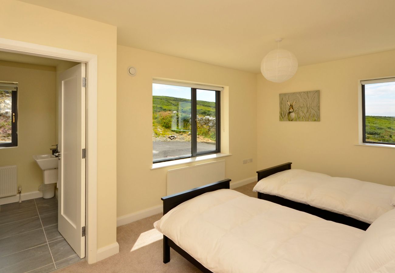 Ballynew Holiday Home, Modern, Coastal Holiday Home in Moyard, Connemara, County Galway