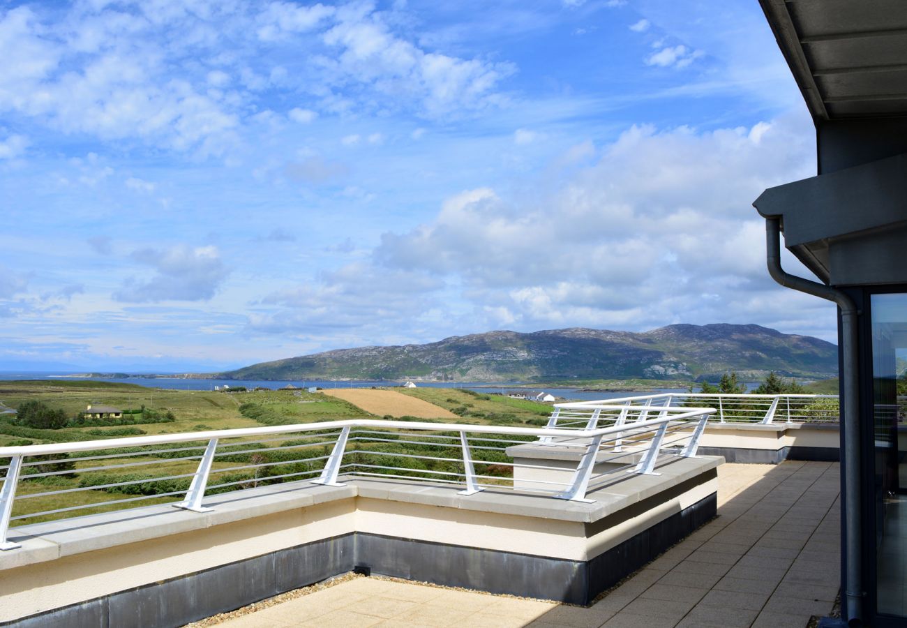 Ballynew Holiday Home, Modern, Coastal Holiday Home in Moyard, Connemara, County Galway