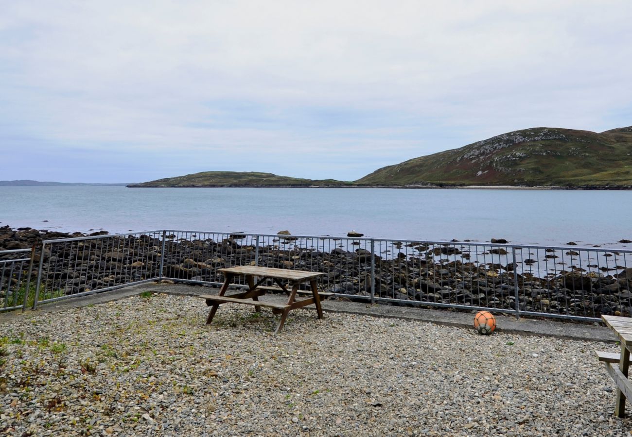 Cleggan Harbourside Holiday Home, Unique Holiday Home in Connemara, County Galway