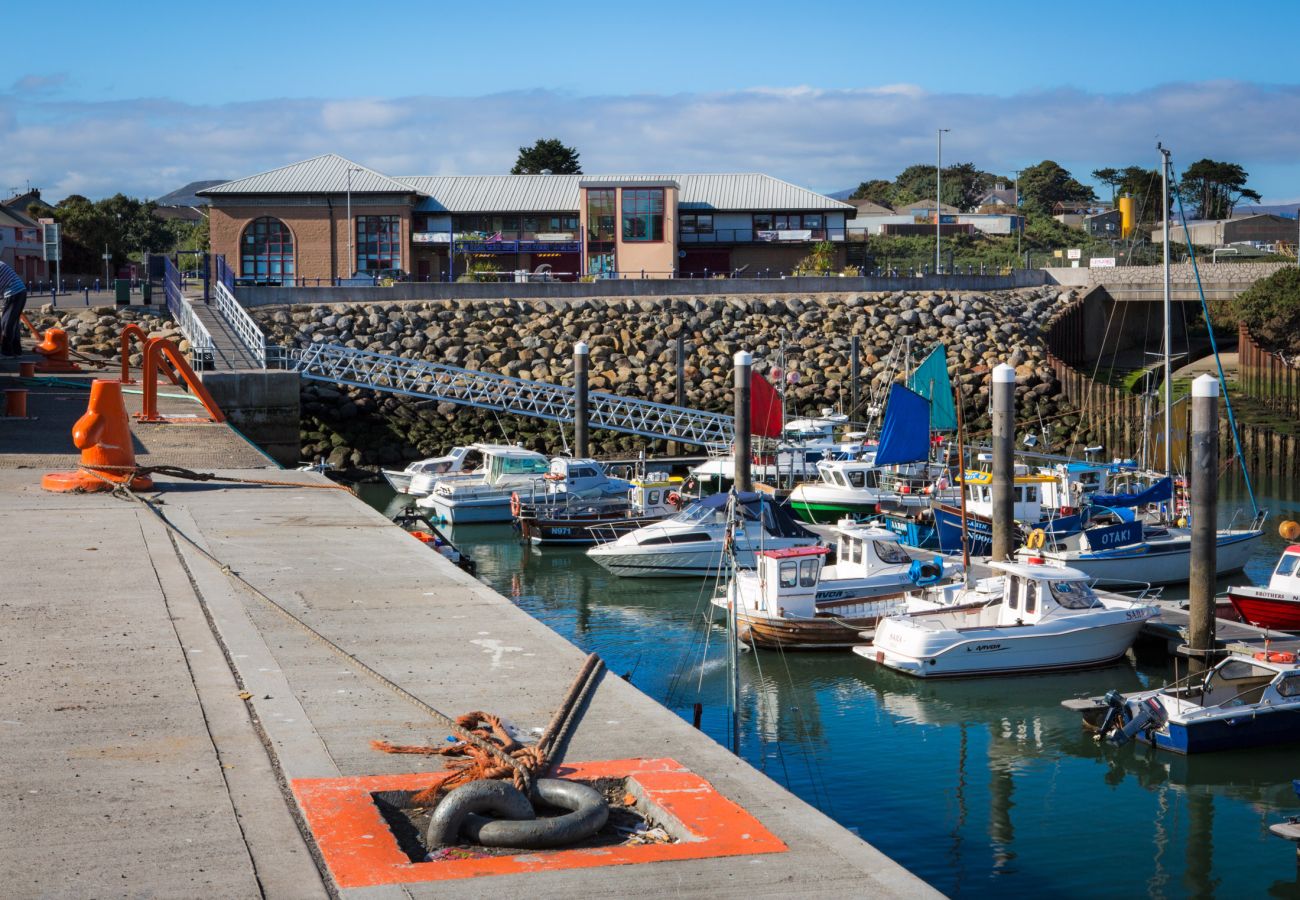 Kilkee Holiday Homes, Seaside Holiday Accommodation, Kilkee, County Clare. Kilrush Marina.