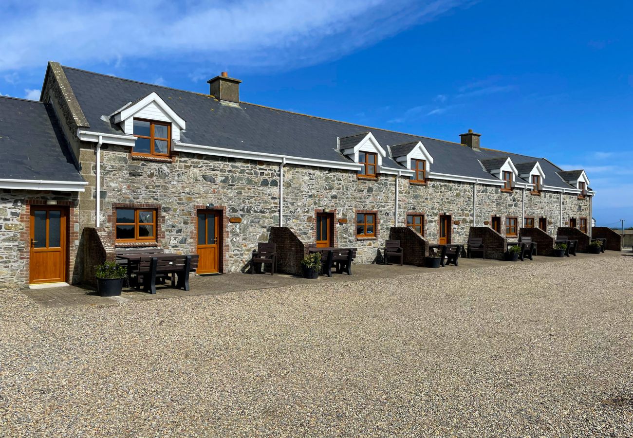 Coninbeg Holiday Cottage, Mill Road Farm, a pet-friendly holiday cottage available beside the picturesque village of Kilmore Quay in County Wexford. R