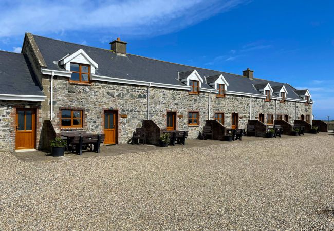 Sweetbriar Holiday Cottage, Mill Road Farm, Cluster of Pet-Friendly Holiday Accommodation Available in Kilmore Quay, County Wexford