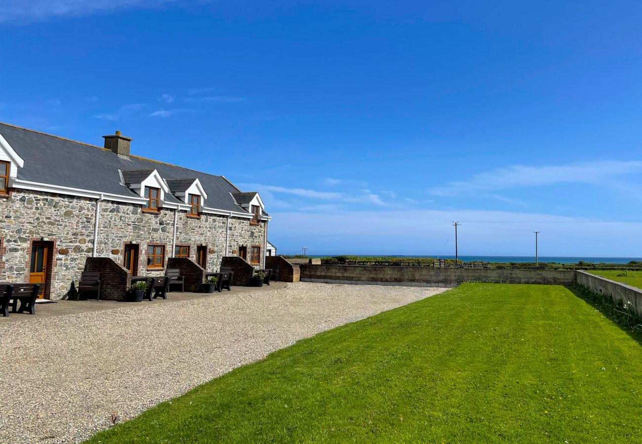 Sweetbriar Holiday Cottage, Mill Road Farm, Cluster of Pet-Friendly Holiday Accommodation Available in Kilmore Quay, County Wexford