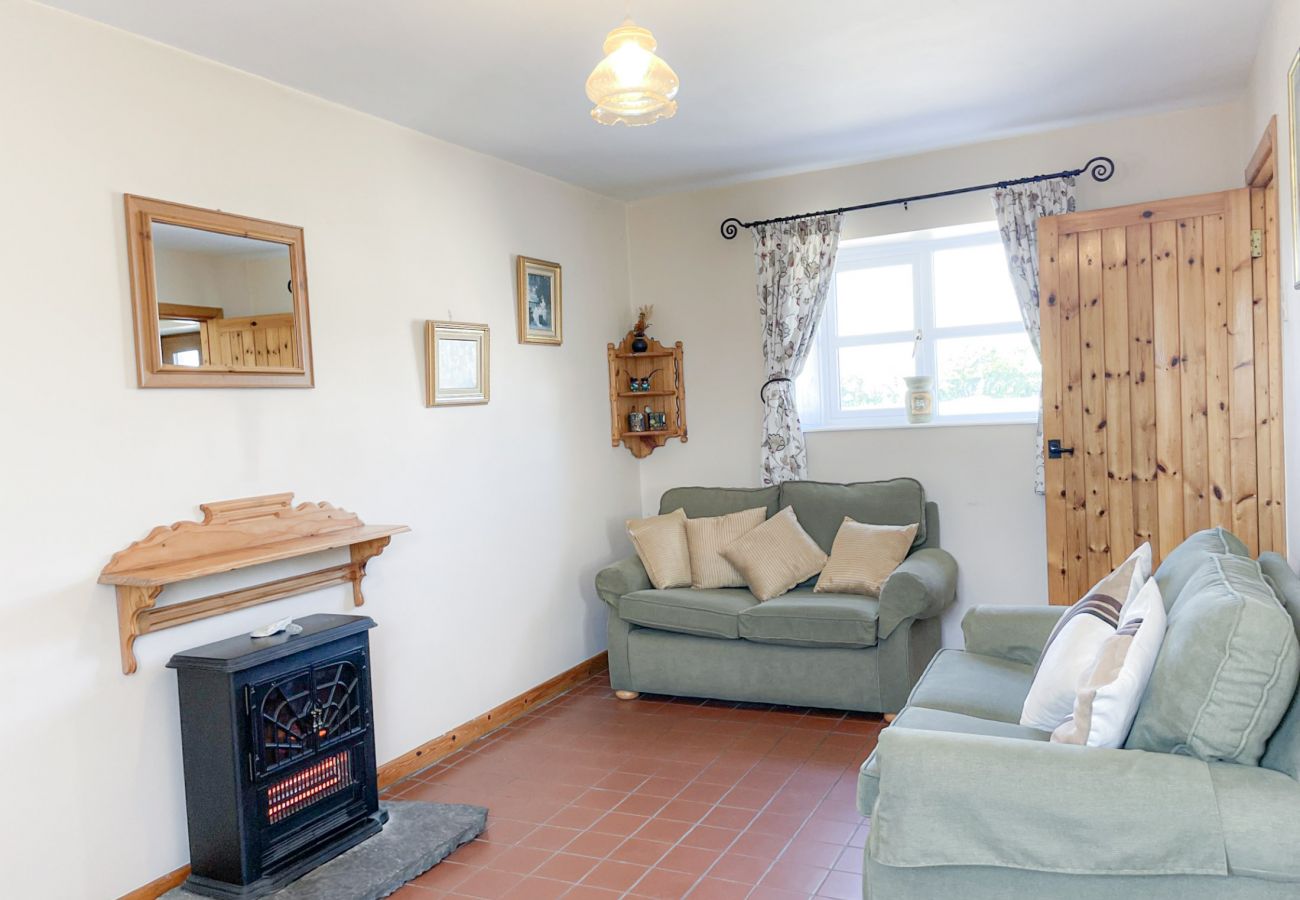 Sweetbriar Holiday Cottage, Mill Road Farm, Cluster of Pet-Friendly Holiday Accommodation Available in Kilmore Quay, County Wexford