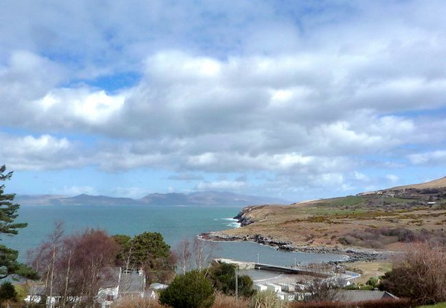 Bungalow in Kells Bay - Radharc Na Cealla Holiday Home Bungalow in Kells Bay - Radharc Na Cealla Holiday Home