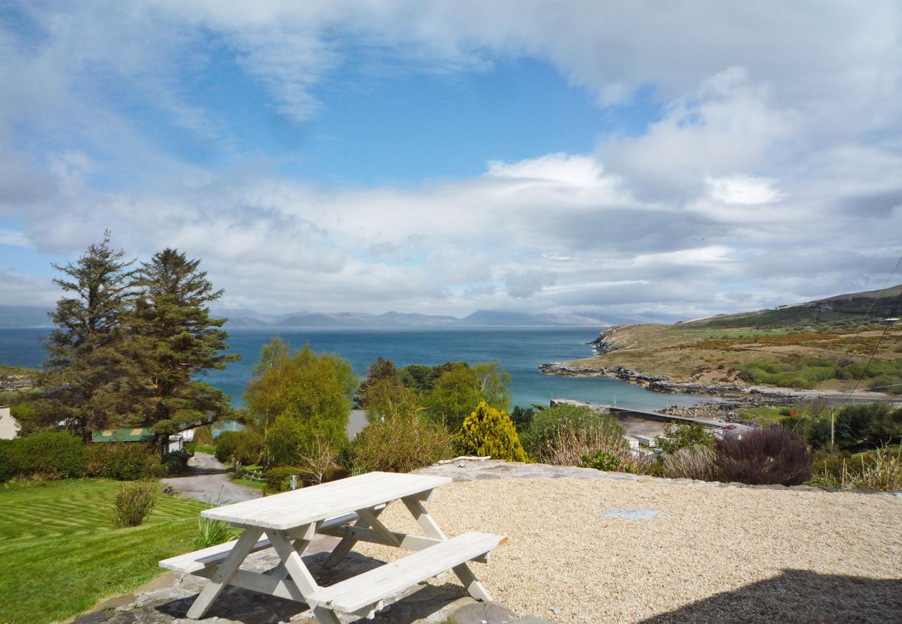 Radharc Na Cealla Holiday Home, Seaside Self-Catering Accommodation on the Ring of Kerry, County Kerry