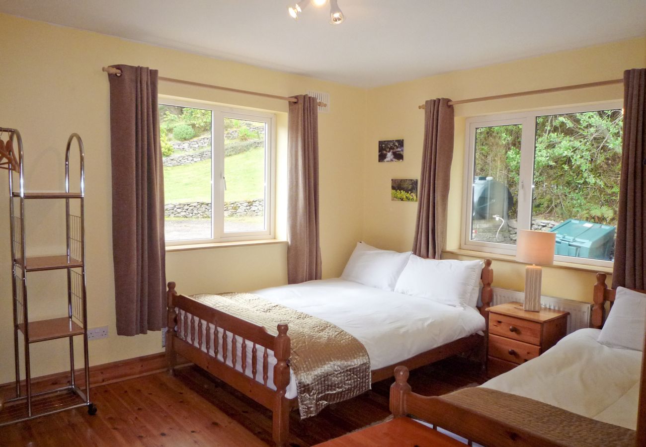 Radharc Na Cealla Holiday Home, Seaside Self-Catering Accommodation on the Ring of Kerry, County Kerry