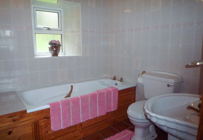 House in Lauragh - Angelas Farmhouse Beara House in Lauragh - Angelas Farmhouse Beara