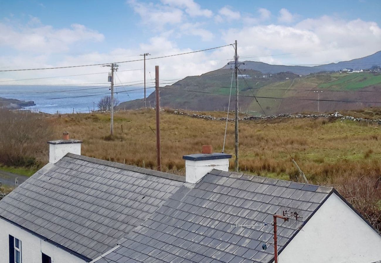 Harefield Holiday Home, Large Seaside Holiday Accommodation beside Kilcar in County Donegal