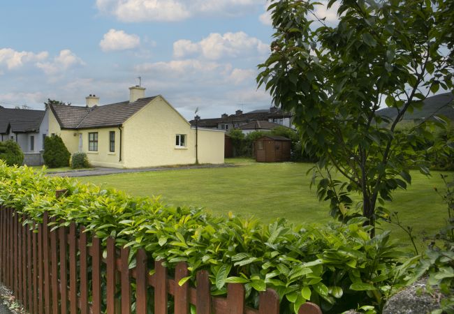 Garden Cottage Tipperary, Rural Pet-Friendly Holiday Accommodation Available in Cahir, County Tipperary